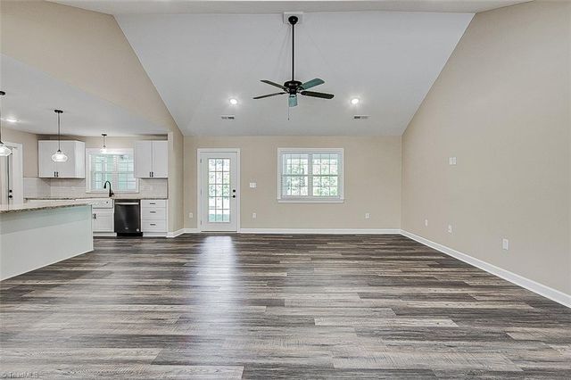 4800 Edinborough Road, Greensboro, NC 27406
