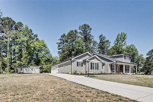 4800 Edinborough Road, Greensboro, NC 27406
