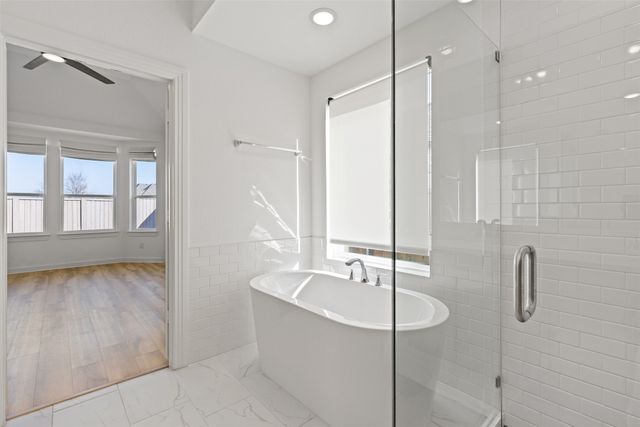 1825 Pelham Drive, Aubrey, TX 76227