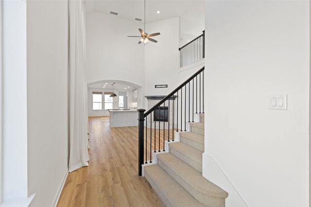 1825 Pelham Drive, Aubrey, TX 76227