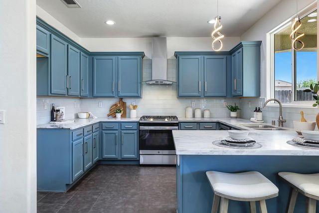 6847 E Townsend Avenue, Fresno, CA 93727