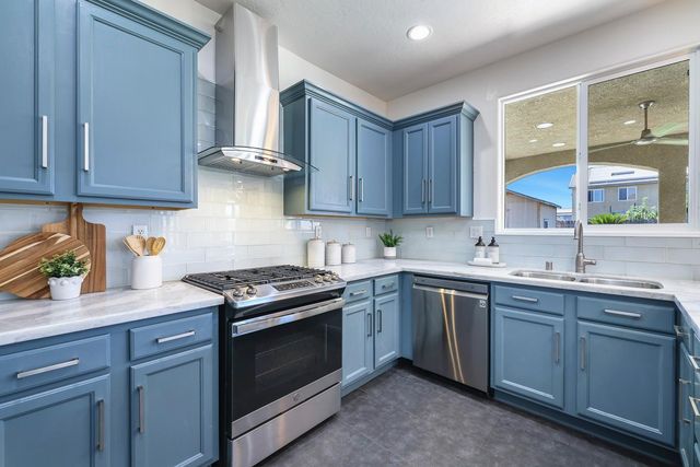 6847 E Townsend Avenue, Fresno, CA 93727