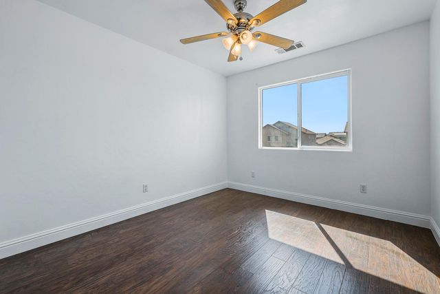 6847 E Townsend Avenue, Fresno, CA 93727