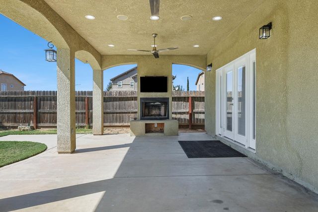 6847 E Townsend Avenue, Fresno, CA 93727
