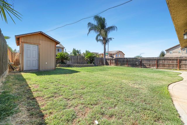 6847 E Townsend Avenue, Fresno, CA 93727