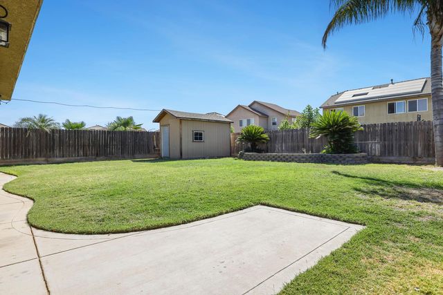 6847 E Townsend Avenue, Fresno, CA 93727