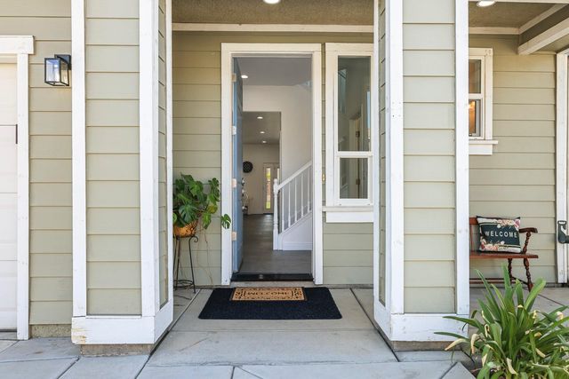 6847 E Townsend Avenue, Fresno, CA 93727