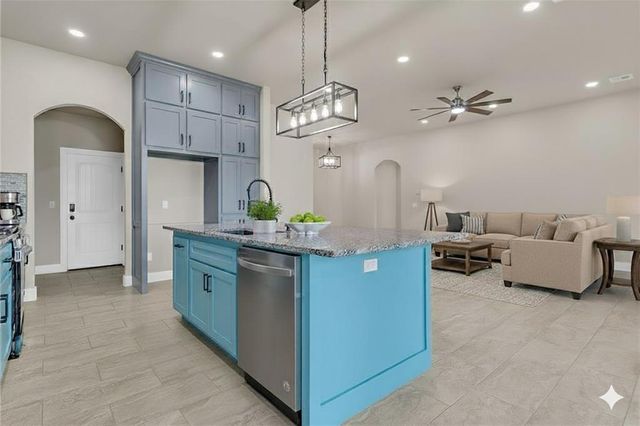 6923 S Morava Avenue, Oklahoma City, OK 73169