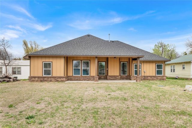 6923 S Morava Avenue, Oklahoma City, OK 73169