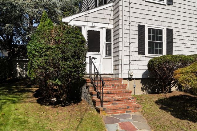 51 Iroquois Road, Arlington, MA 02476