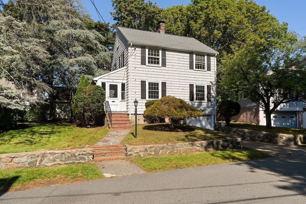 51 Iroquois Road, Arlington, MA 02476
