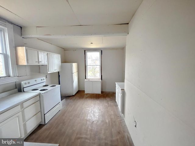 3904 BELLE AVE, Baltimore, MD 21215