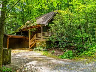 76 Woodhaven Road, Asheville, NC 28805