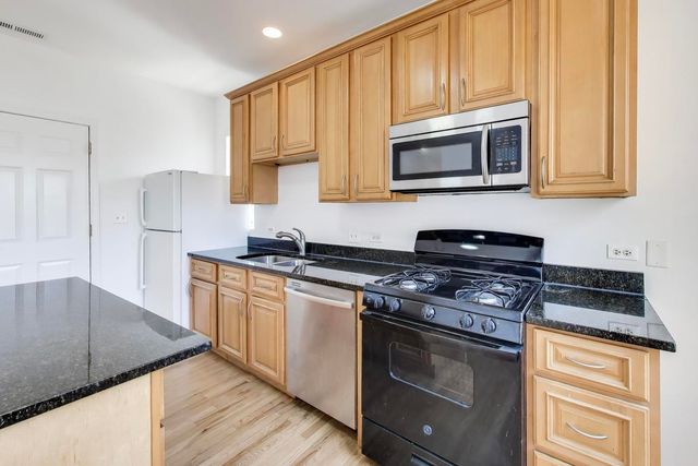2809 W Washington Boulevard 201, Chicago, IL 60612