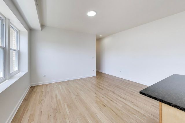 2809 W Washington Boulevard 201, Chicago, IL 60612