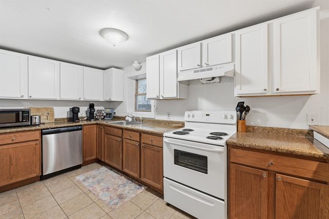 446 Colchester Avenue, Burlington, VT 05401