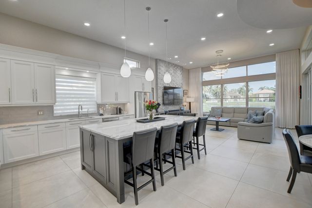 19211 N Creekshore Court, Boca Raton, FL 33498