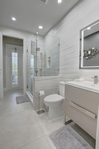 19211 N Creekshore Court, Boca Raton, FL 33498