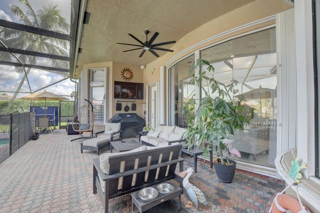 19211 N Creekshore Court, Boca Raton, FL 33498
