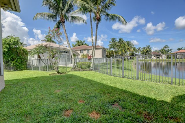19211 N Creekshore Court, Boca Raton, FL 33498