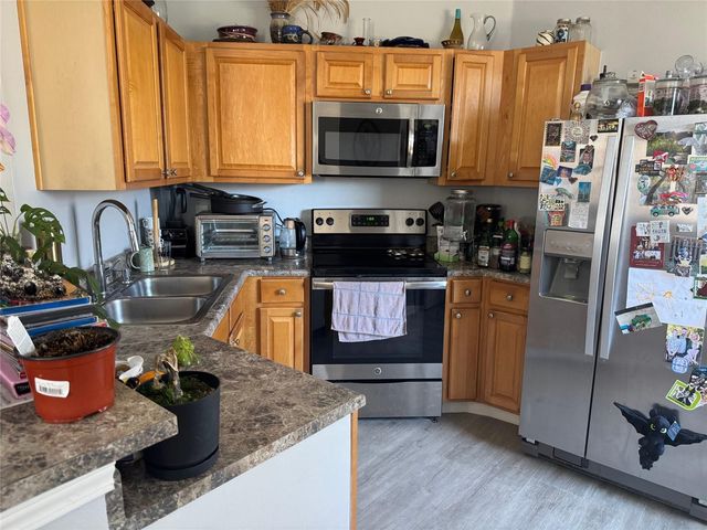 17965 VILLA CREEK DRIVE, Tampa, FL 33647