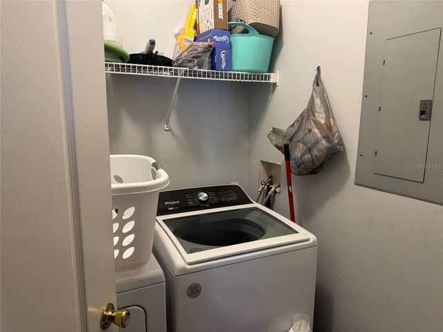 17965 VILLA CREEK DRIVE, Tampa, FL 33647