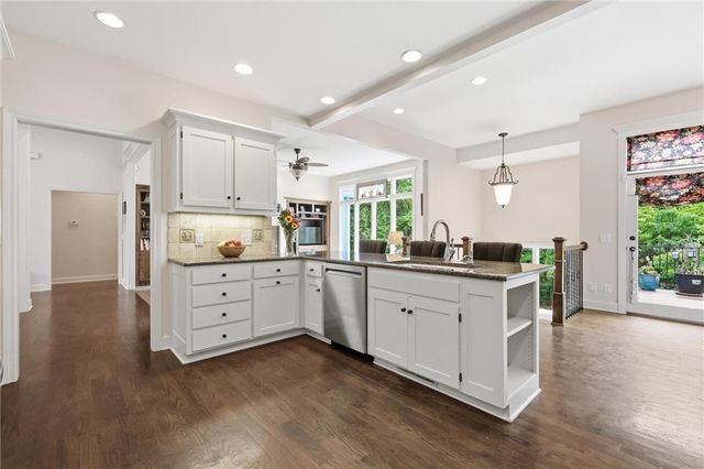 1140 Waverly Drive, Lawrence, KS 66049