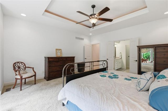 1140 Waverly Drive, Lawrence, KS 66049
