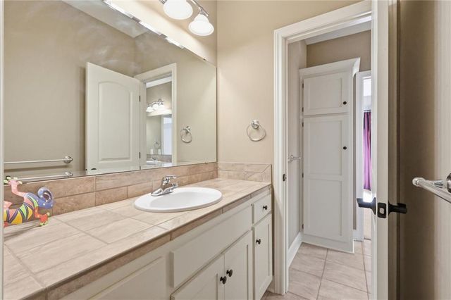 1140 Waverly Drive, Lawrence, KS 66049