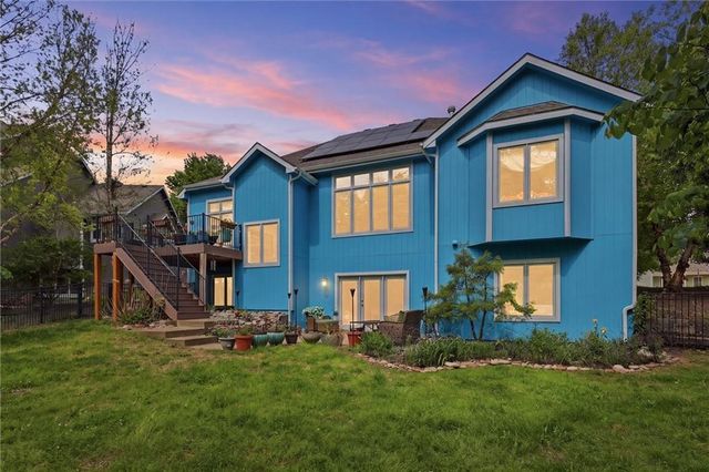 1140 Waverly Drive, Lawrence, KS 66049