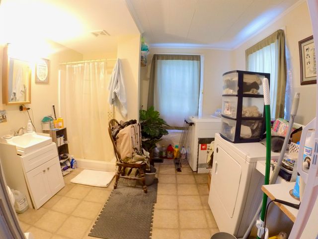 177 Lake Road, Newport City, VT 05855