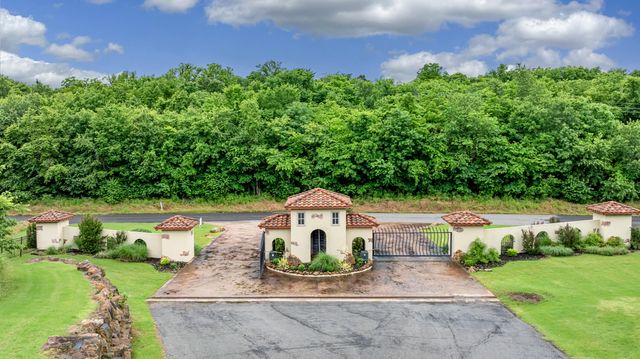 452723 Preakness Drive, Afton, OK 74331