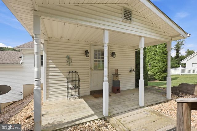 4507 REMOUNT RD, Front Royal, VA 22630