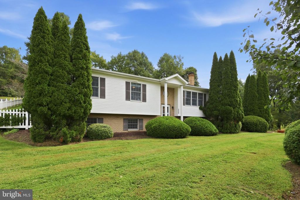 4507 REMOUNT RD, Front Royal, VA 22630