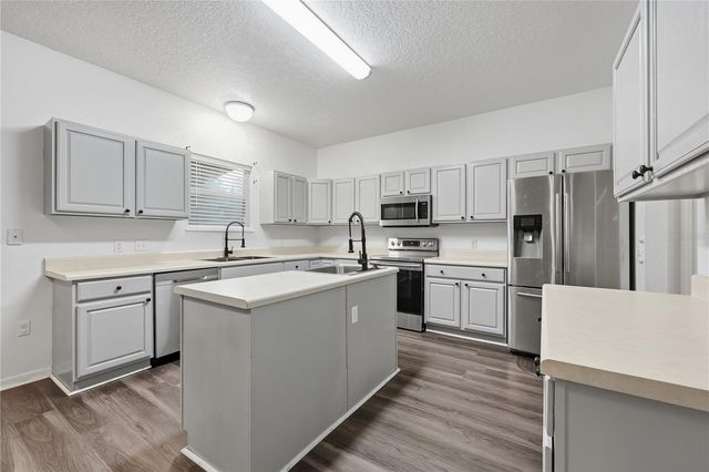 1348 SW 245TH WAY, Newberry, FL 32669