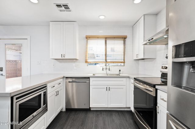 6063 N GRANITE REEF Road, Scottsdale, AZ 85250