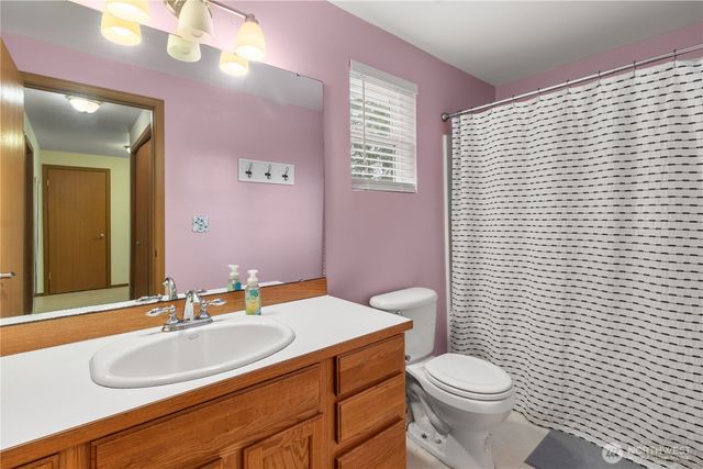 1311 E Island Lake Drive, Shelton, WA 98584