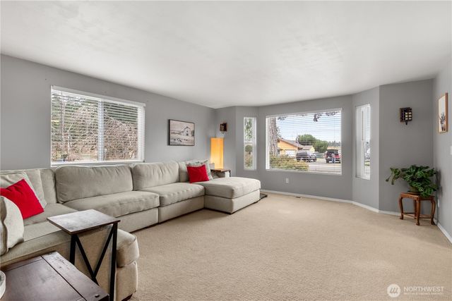 1311 E Island Lake Drive, Shelton, WA 98584