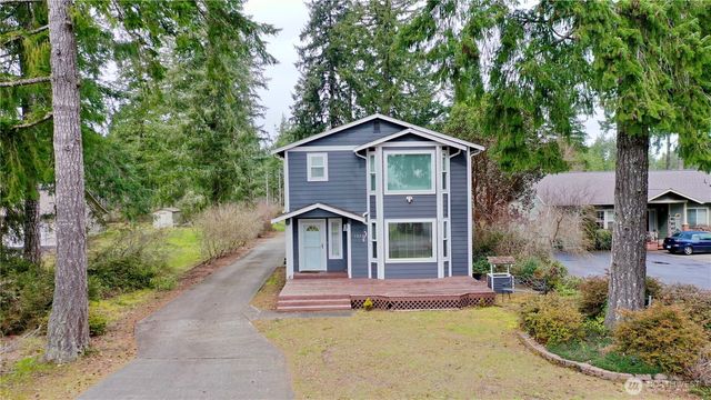 1311 E Island Lake Drive, Shelton, WA 98584