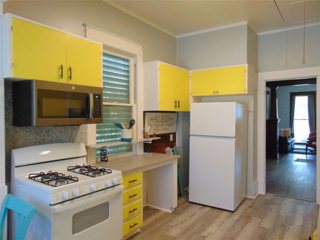 3420 Avenue R Avenue, Galveston, TX 77550