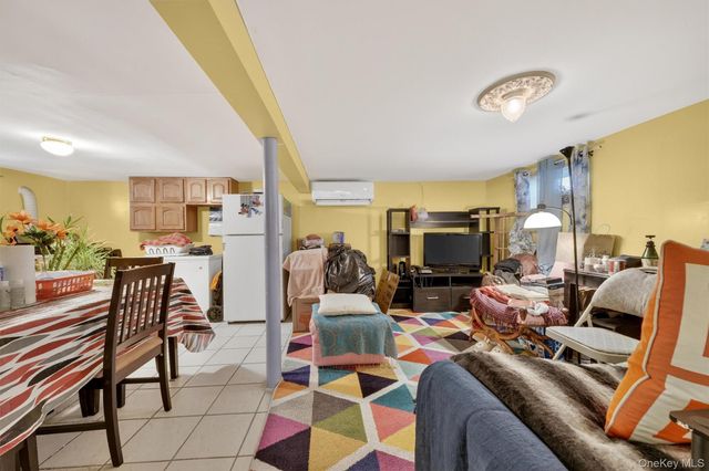 138-16 230th Street, Laurelton, NY 11413