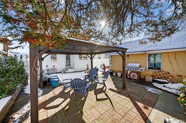 138-16 230th Street, Laurelton, NY 11413