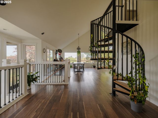 33340 SUNSET BEACH Ln, Warrenton, OR 97146