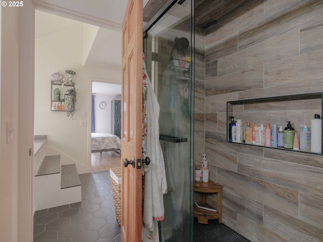 33340 SUNSET BEACH Ln, Warrenton, OR 97146