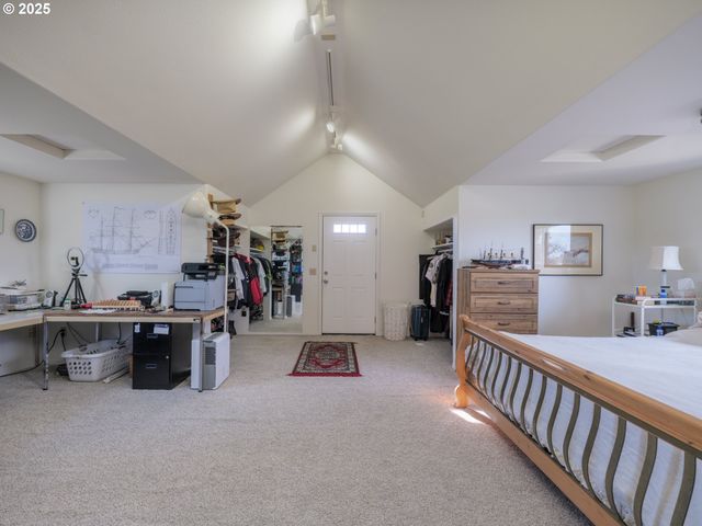 33340 SUNSET BEACH Ln, Warrenton, OR 97146