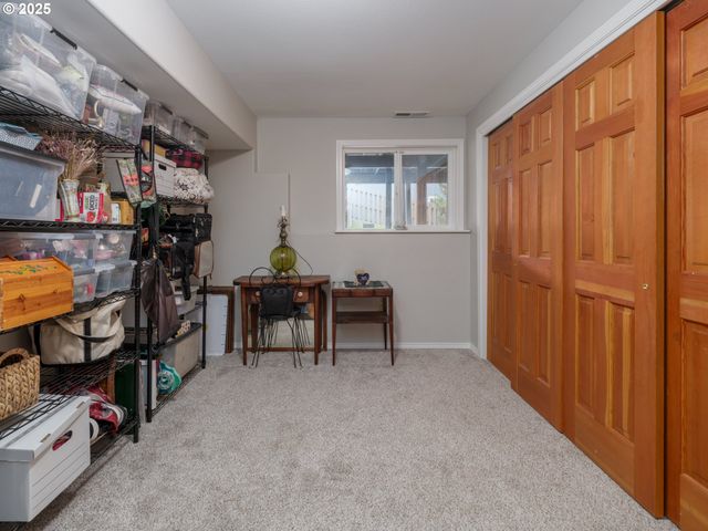 33340 SUNSET BEACH Ln, Warrenton, OR 97146