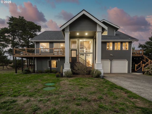 33340 SUNSET BEACH Ln, Warrenton, OR 97146