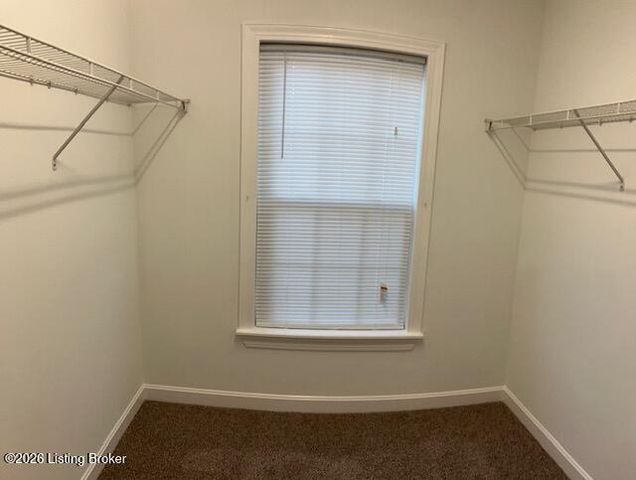 6010 Wooded Creek Dr 102, Louisville, KY 40291