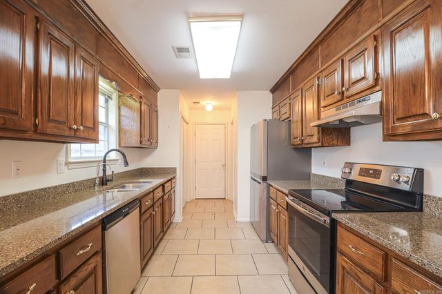 3402 Brentway Circle, Jonesboro, AR 72404