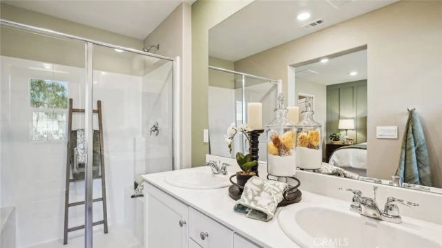 31196 Maple Bark Drive, Winchester, CA 92596